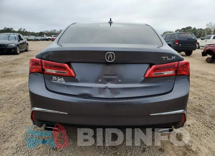 19UUB2F48KA008766 Photo# 6