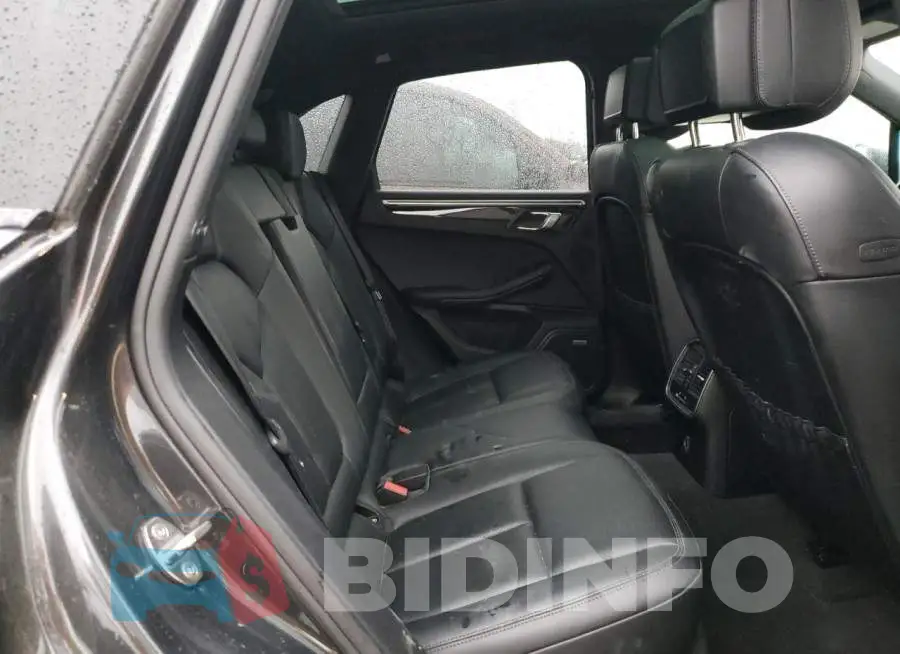 WP1AB2A53JLB37033 Photo# 6