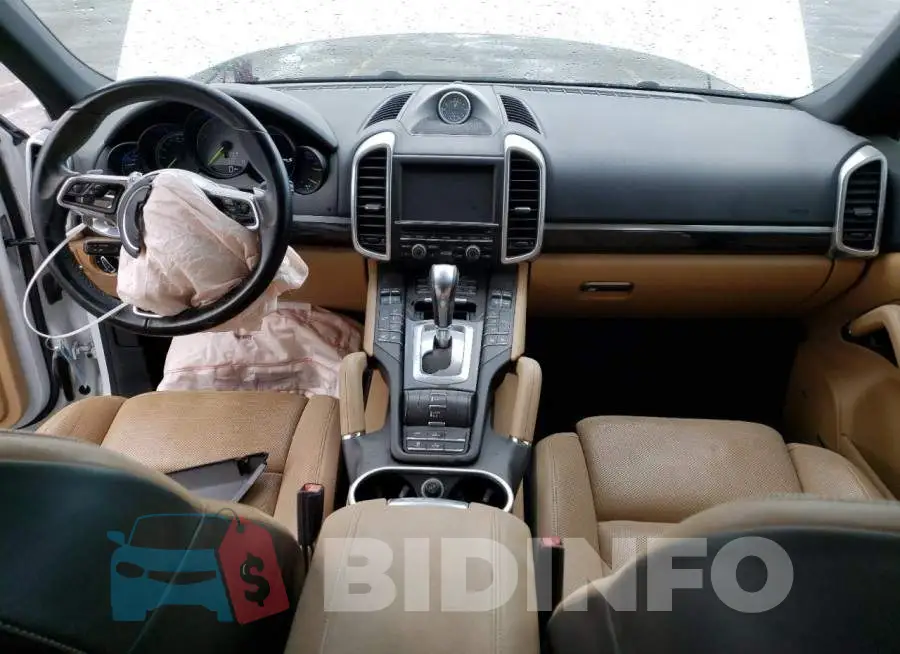 WP1AE2A25GLA64074 Photo# 8