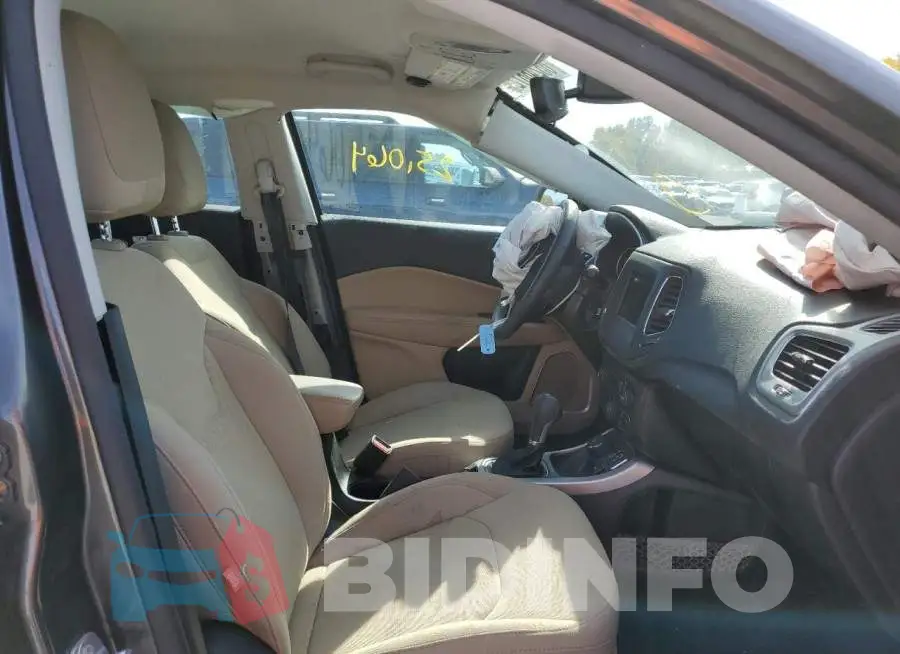 3C4NJDAB6LT160885 Photo# 5