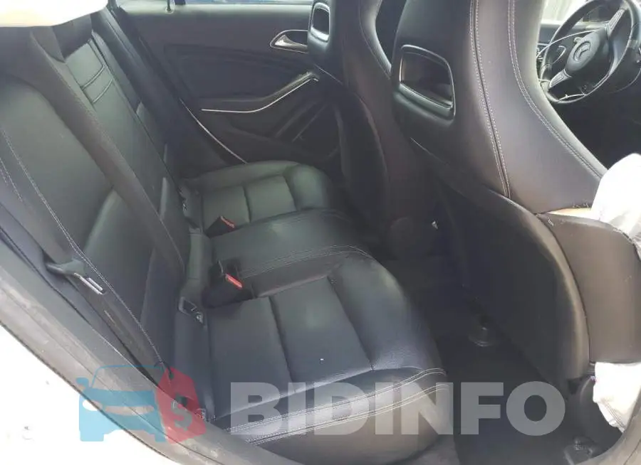 WDDSJ4EB2JN610273 Photo# 6