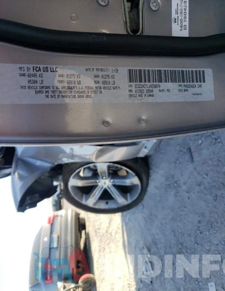 2C3CDXCT1JH238070 Photo# 10