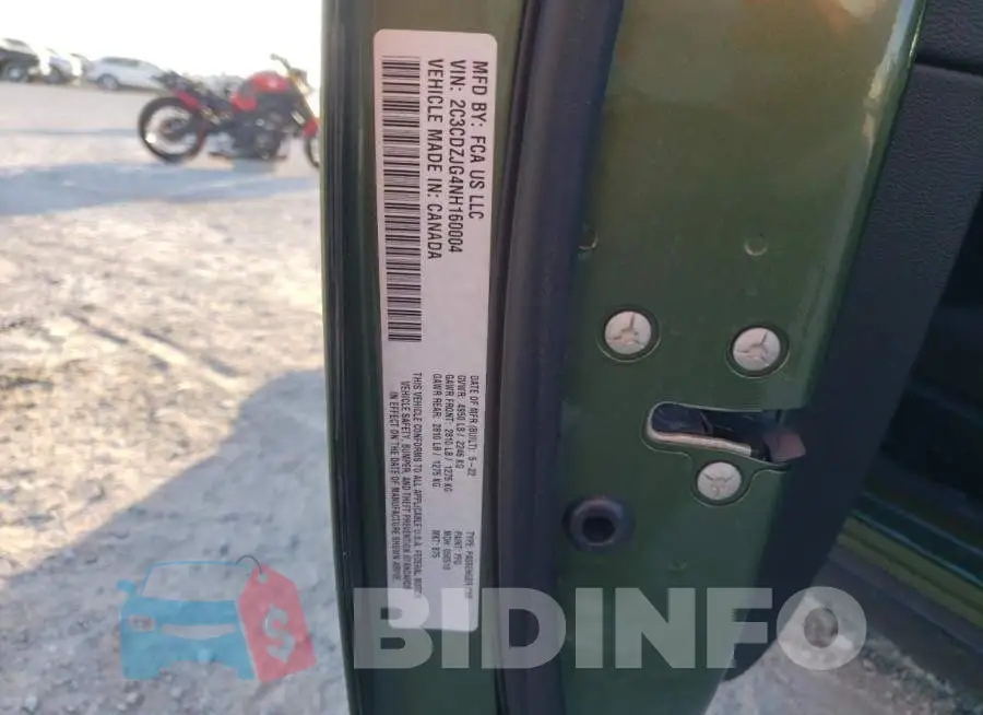 2C3CDZJG4NH160004 Photo# 10