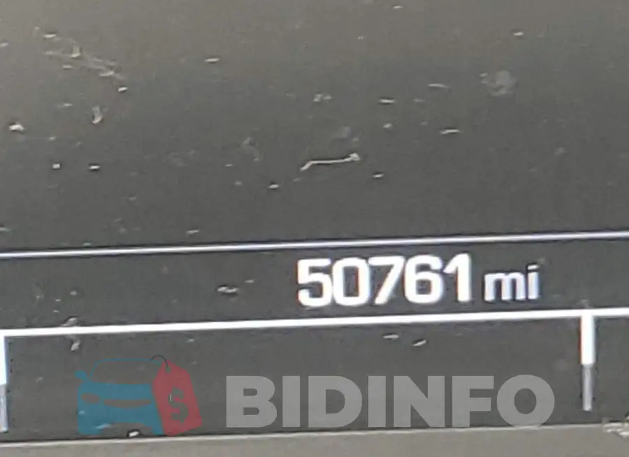 1G1BF5SM5H7181614 Photo# 8