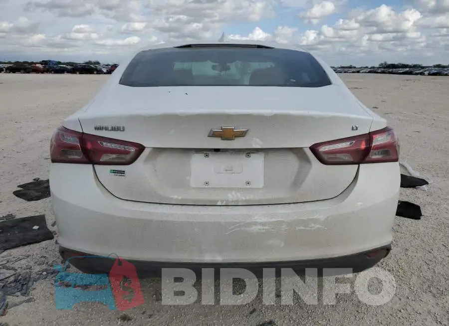 1G1ZD5ST3KF105186 Photo# 6