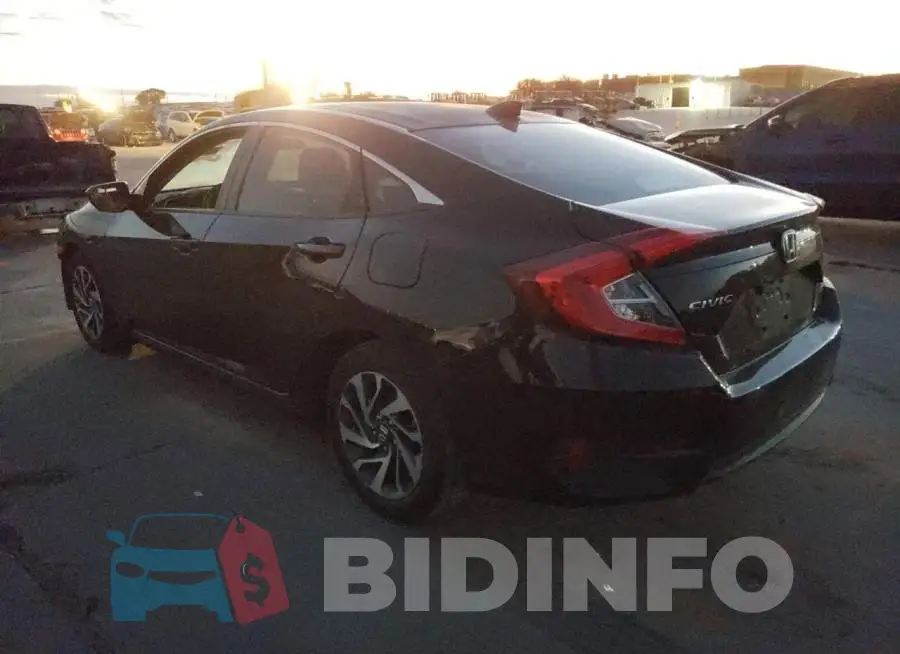 19XFC2F71HE043816 Photo# 2