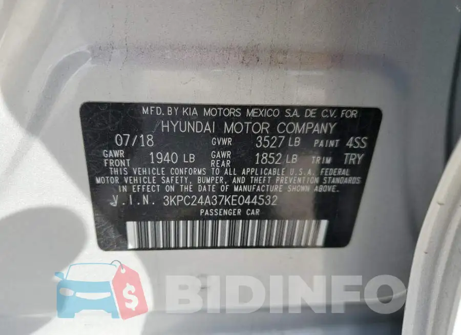 3KPC24A37KE044532 Photo# 12
