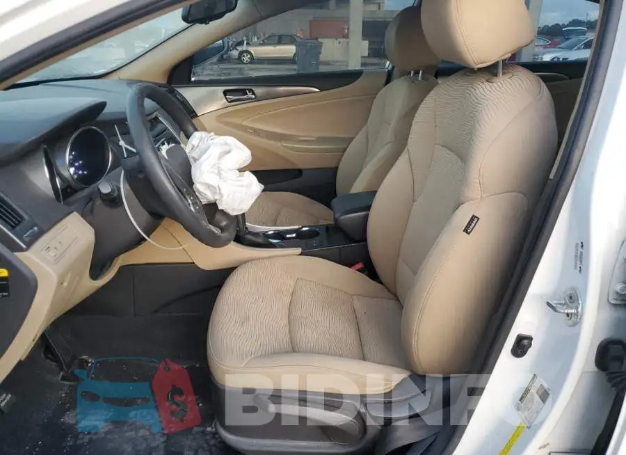 KMHEC4A43FA125238 Photo# 7