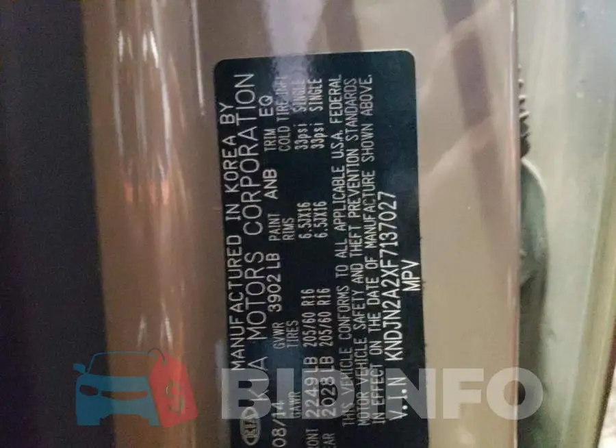 KNDJN2A2XF7137027 Photo# 10