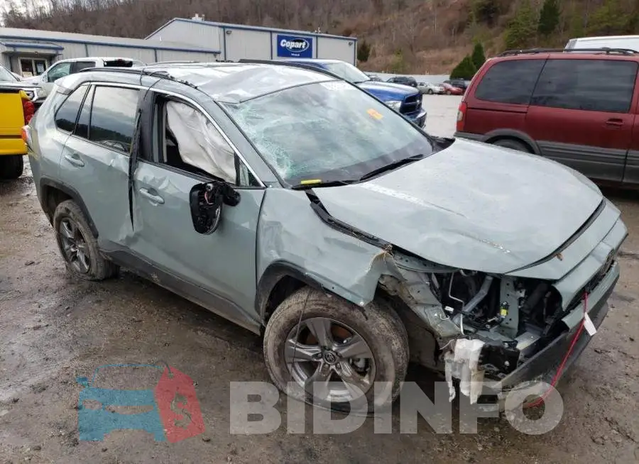 2T3P1RFV4NW284514 Photo# 4
