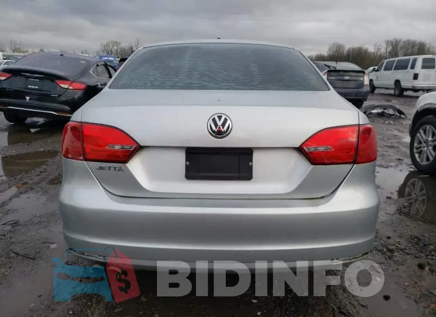 3VW1K7AJ2EM369569 Photo# 6