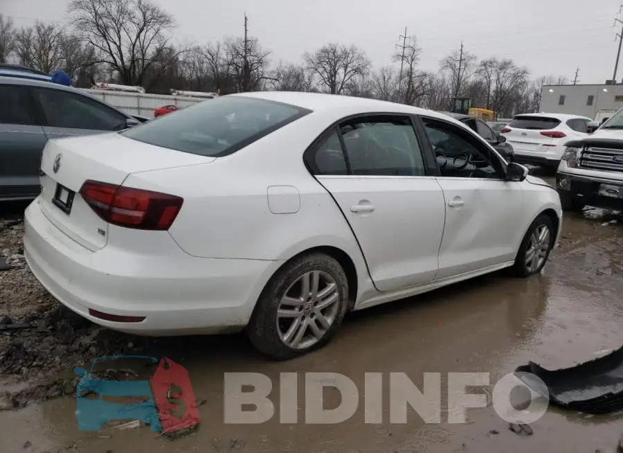 3VW2B7AJ3HM369458 Photo# 3