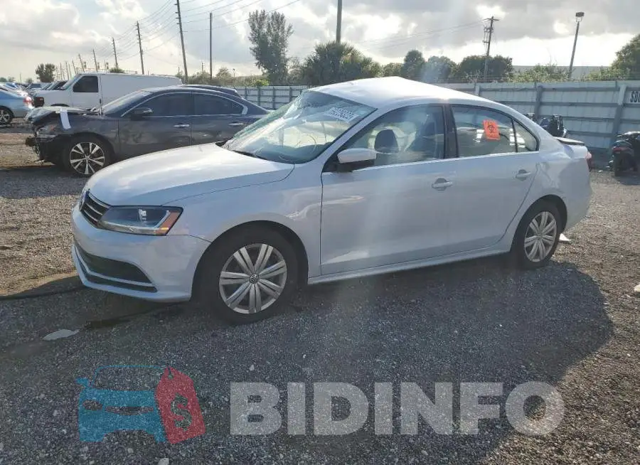 3VW2B7AJ9HM268893 Photo# 1