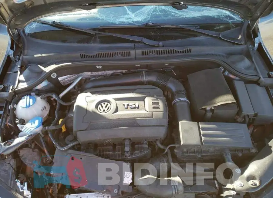 3VWD17AJ9GM327354 Photo# 7