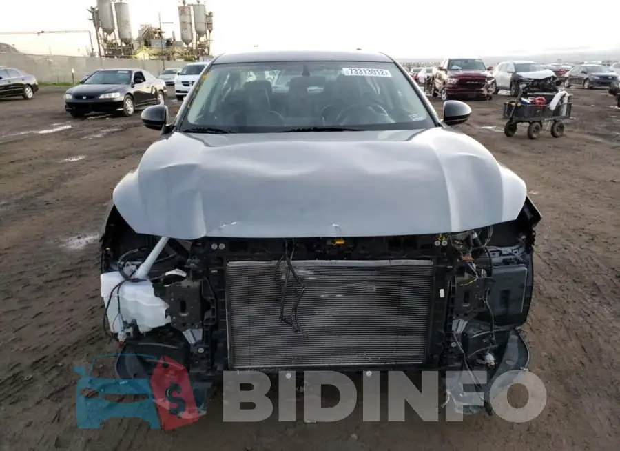 1N4BL4CV3KC123135 Photo# 5