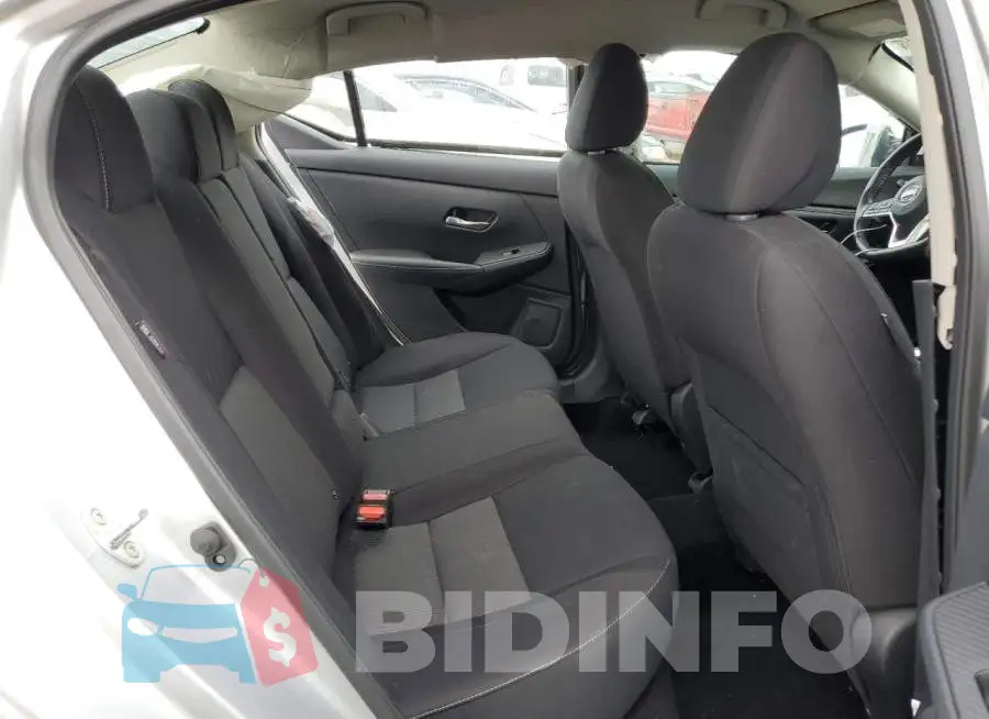 3N1AB8CV2NY243510 Photo# 10