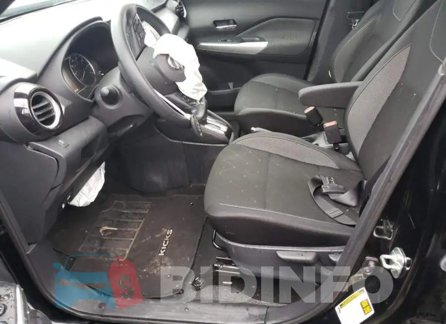3N1CP5CU3KL517273 Photo# 7