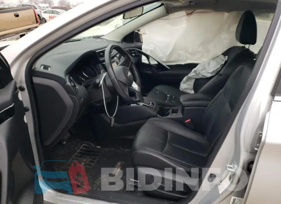 JN1BJ1CR7HW144551 Photo# 7