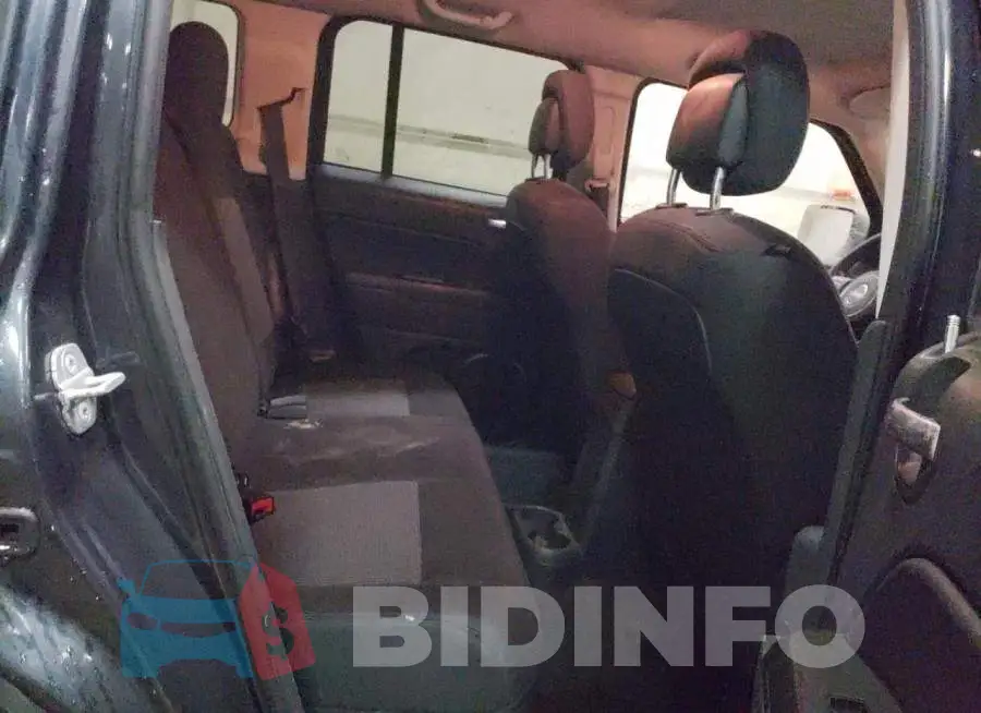 1C4NJPFB3ED618515 Photo# 11