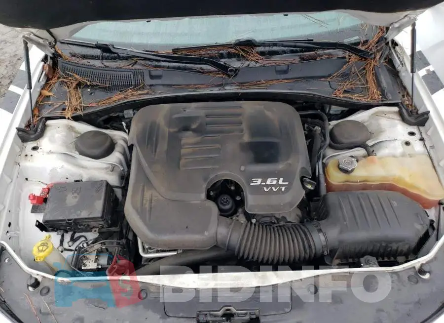 2C3CDXBG8FH741073 Photo# 11