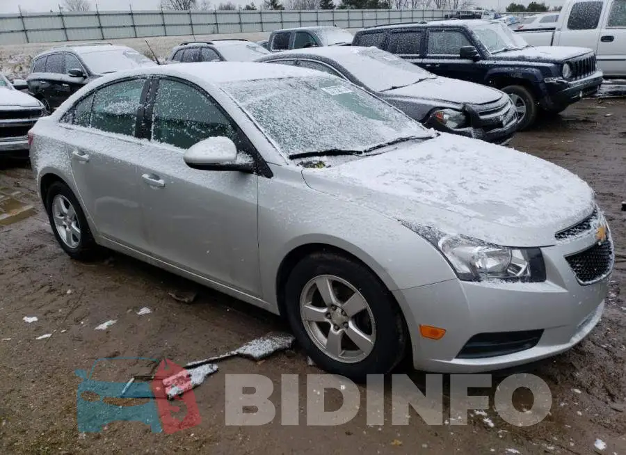 1G1PC5SB9E7415438 Photo# 4