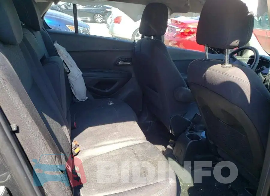 3GNCJKSB2GL261610 Photo# 6