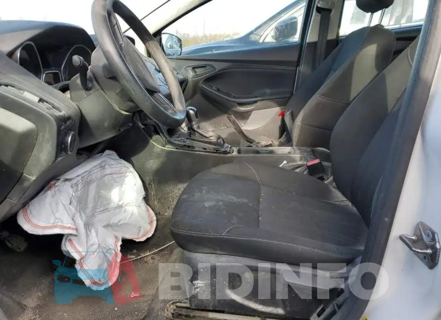 1FADP3E27FL305999 Photo# 7