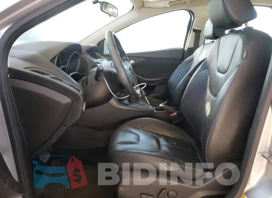 1FADP3F26FL380627 Photo# 7