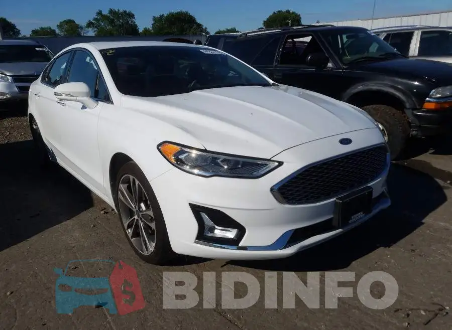 3FA6P0D9XKR207020 Photo# 1