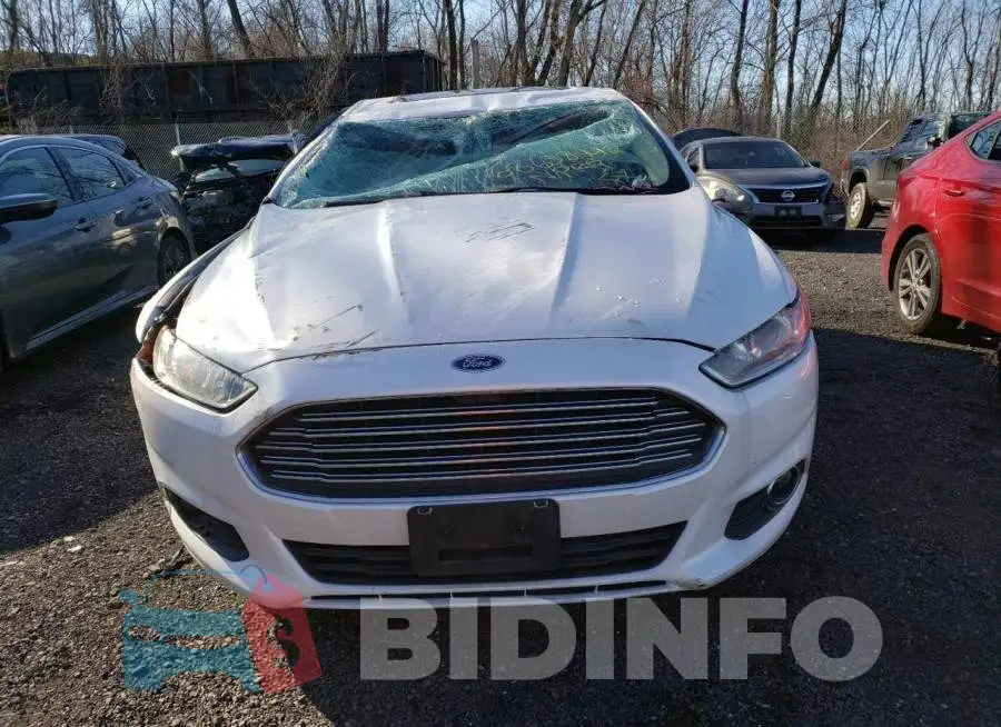 3FA6P0T95GR401687 Photo# 5