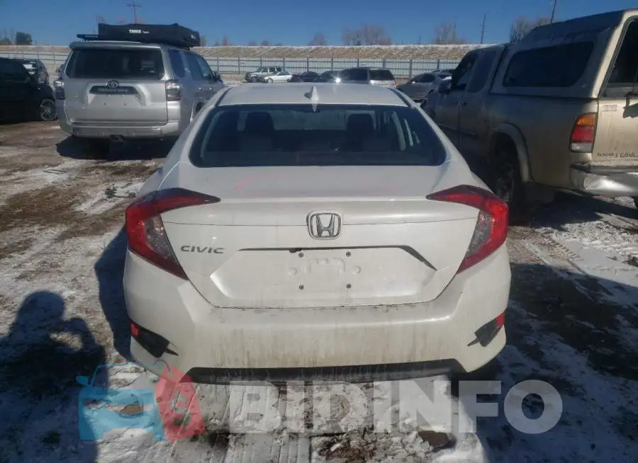 19XFC2F77JE209858 Photo# 6
