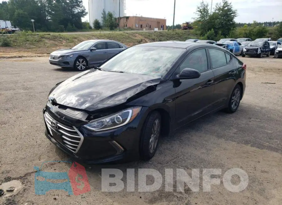 5NPD84LF0JH334745 Photo# 2