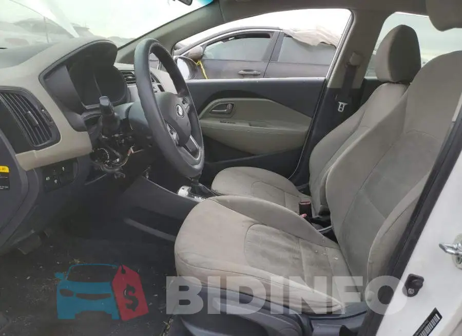 KNADM4A35E6407142 Photo# 7