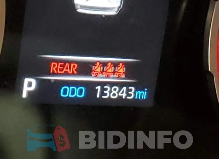 2T3P1RFV1MW232739 Photo# 8
