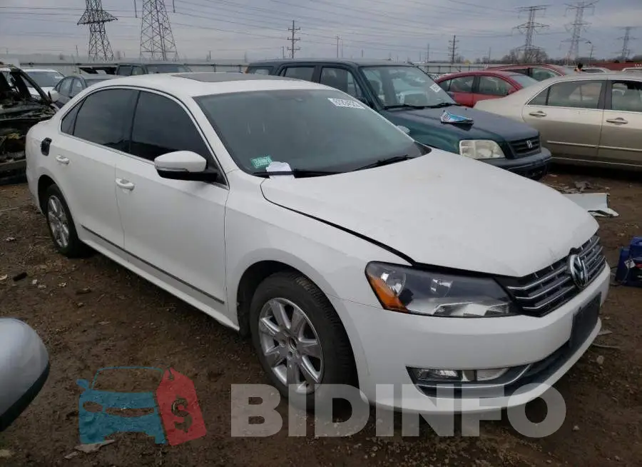 1VWBN7A3XEC008427 Photo# 4
