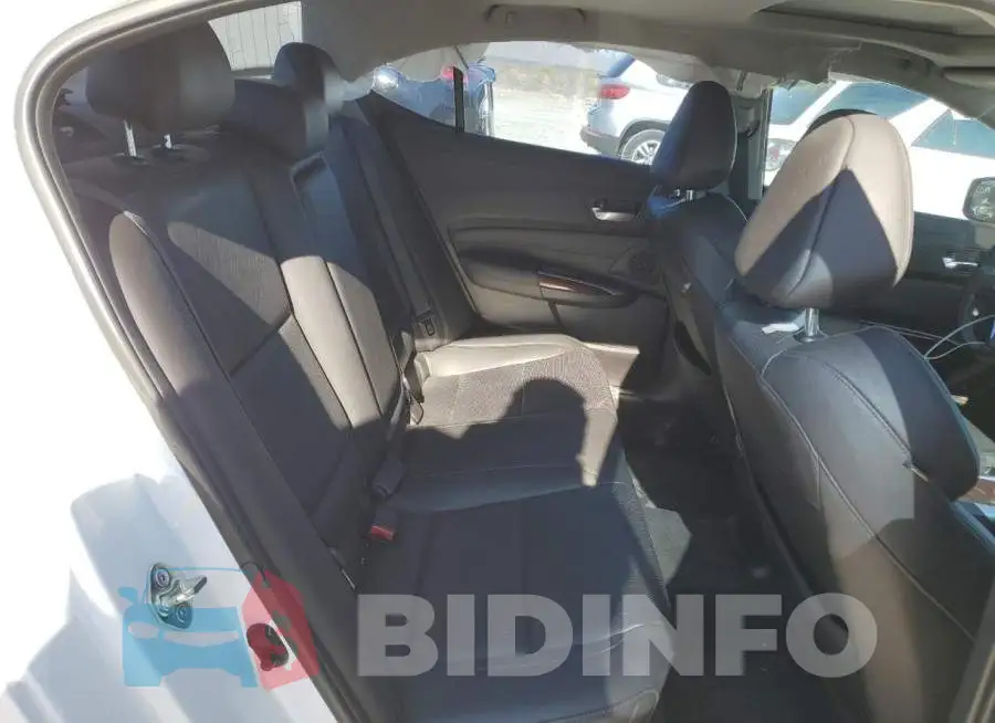 19UUB1F5XHA002821 Photo# 10