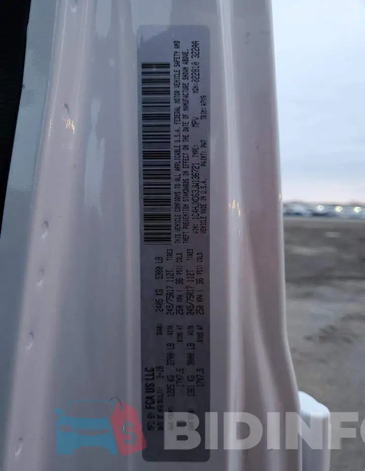 1C4HJXDG3JW136721 Photo# 12