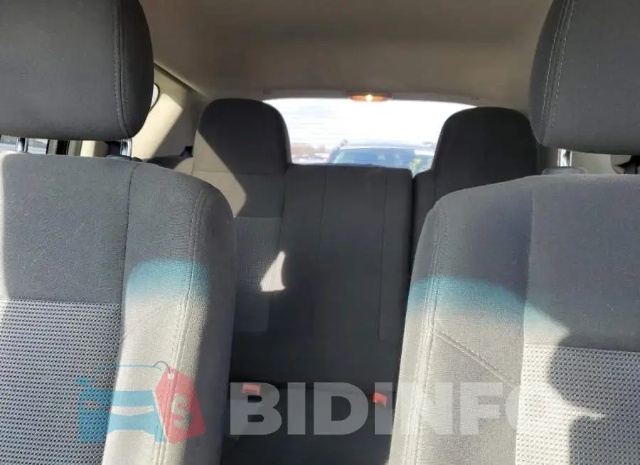 1C4NJCBA6GD643224 Photo# 10