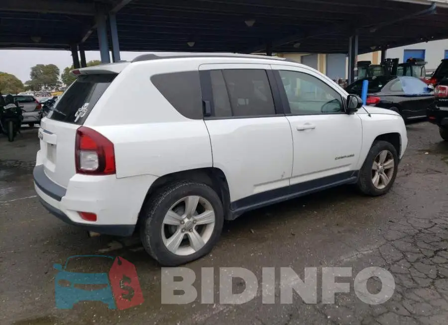 1C4NJCBA8GD753823 Photo# 3