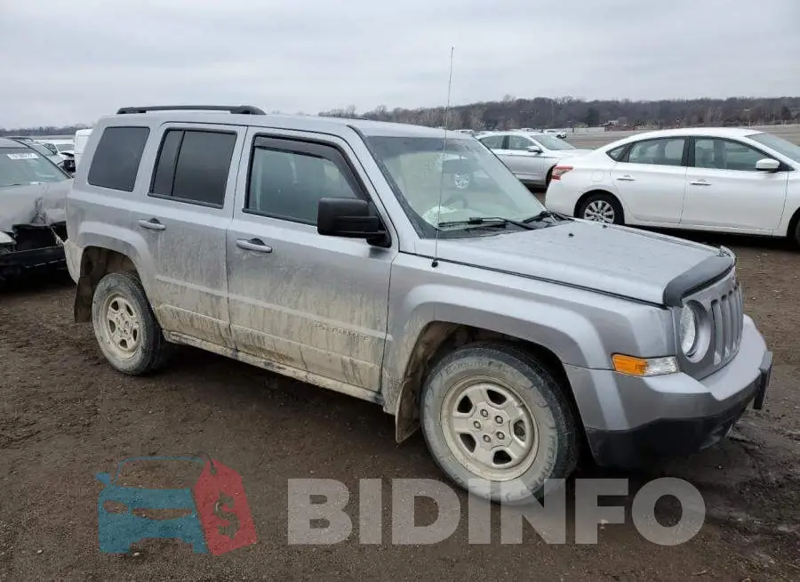 1C4NJRBB3GD520864 Photo# 4