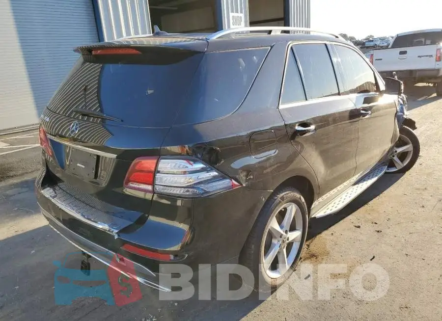 4JGDA5JB2HA948218 Photo# 4