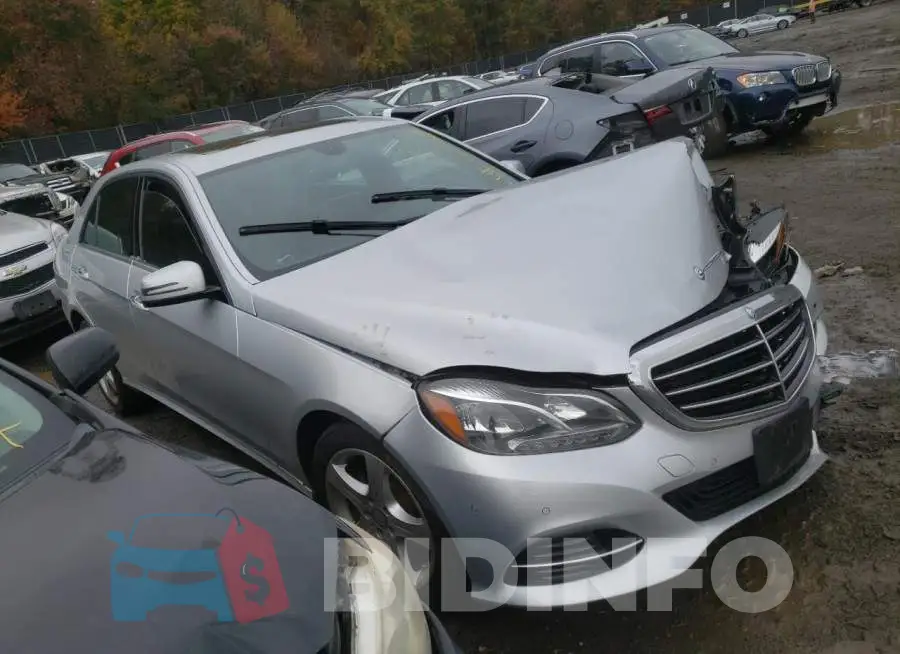 WDDHF8JB6GB217685 Photo# 1