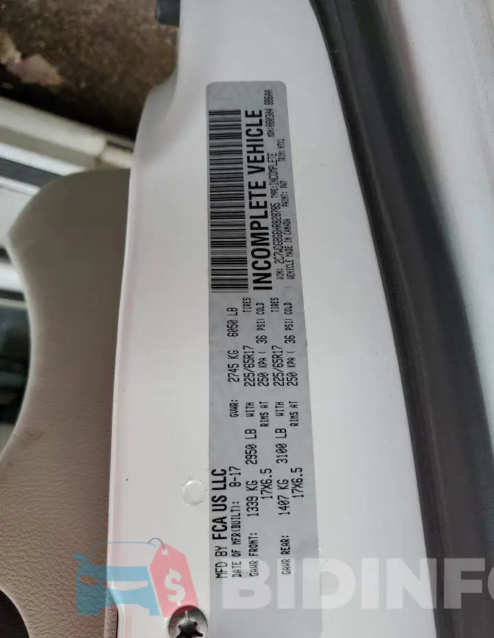 2C7WDGBG6HR828785 Photo# 14