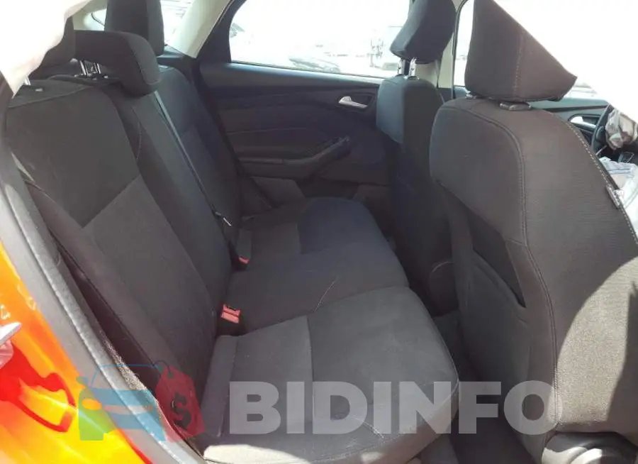 1FADP3M29HL225219 Photo# 6