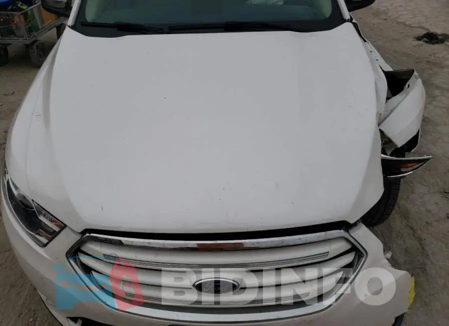 1FAHP2F8XHG126186 Photo# 11