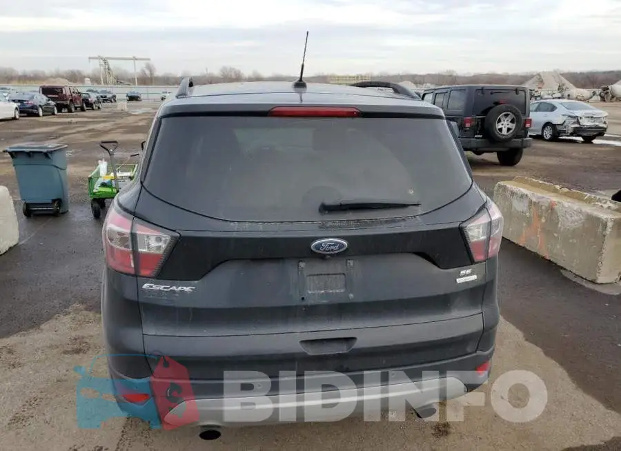 1FMCU0GD5HUA16432 Photo# 6