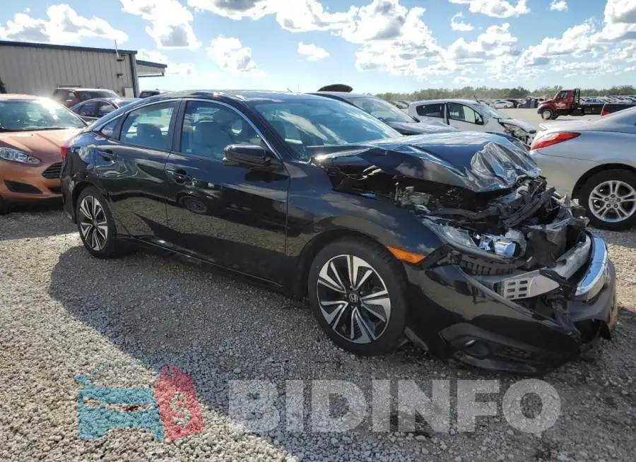 19XFC1F34HE005861 Photo# 4