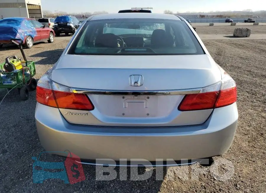 1HGCR2F39EA155388 Photo# 6