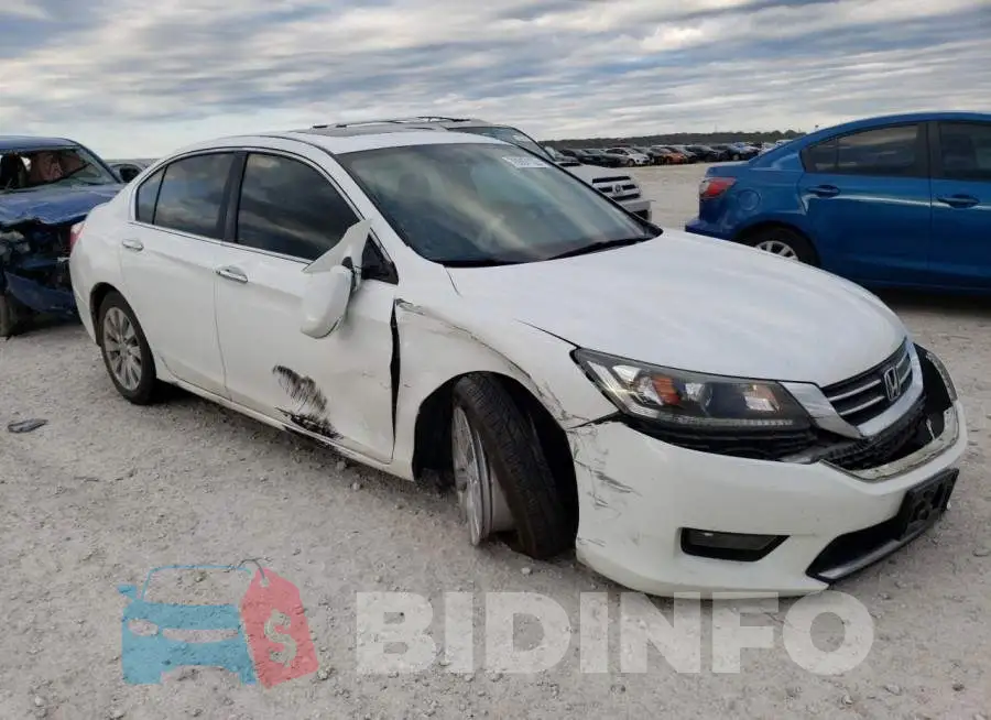 1HGCR2F70FA148382 Photo# 4