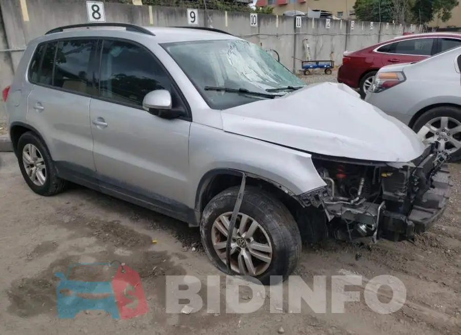 WVGAV7AX7FW612935 Photo# 4